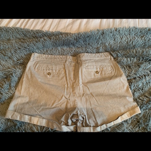 Very cute striped jeans shorts. - Picture 2 of 4